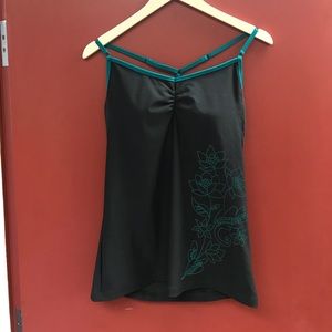 Old Navy active fitness top